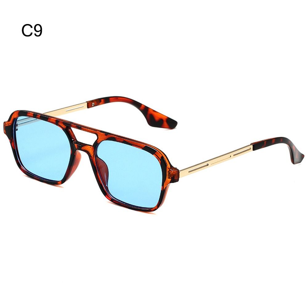 Women'S Fashion Of The 70S - Lunettes de soleil carrées à la