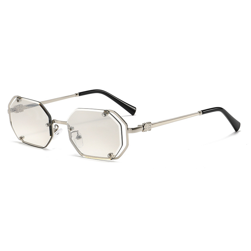 Lunettes de soleil polygonales - Women Fashion Pose avis et prix