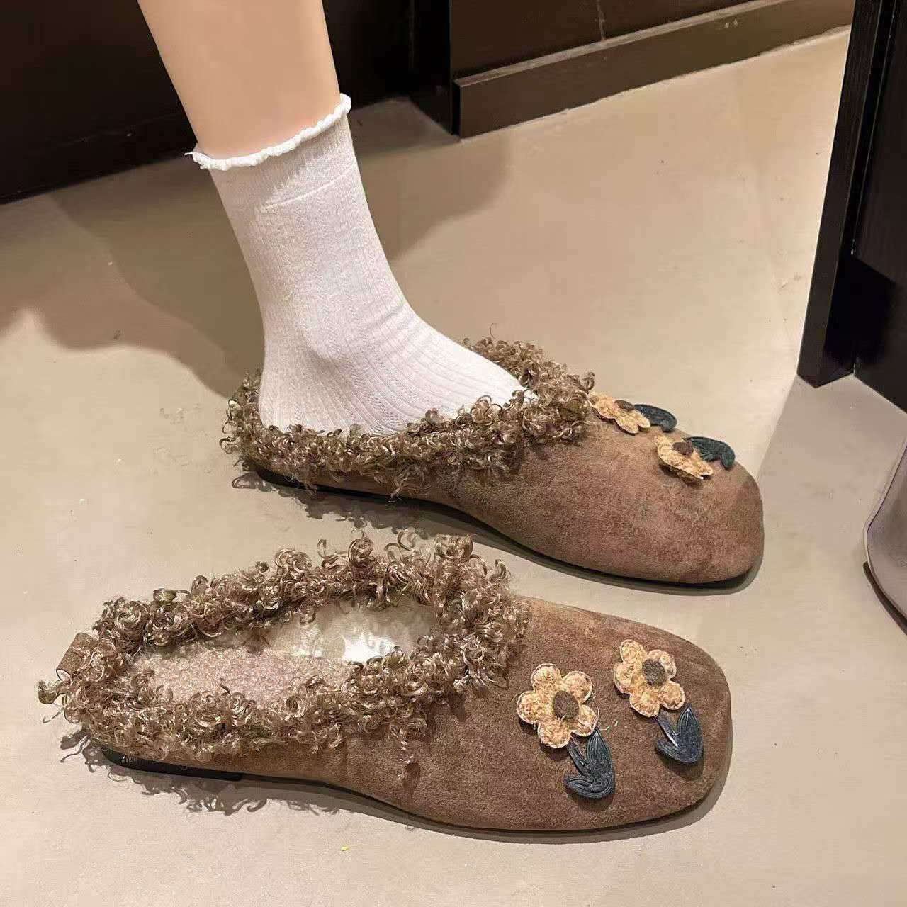 Pantoufles plates en peluche p - Women'S Fashion Winter 2026 avis et prix