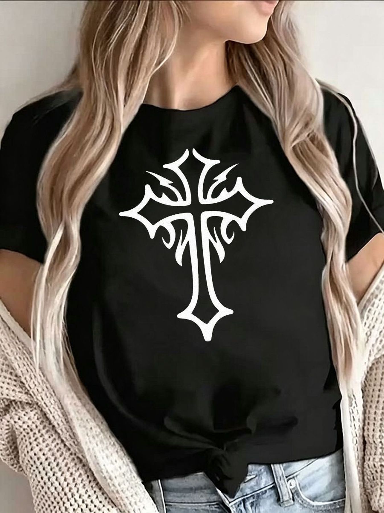 T-shirt graphique croix gothiq - Women'S Y2K Fashion Aesthetic avis et prix