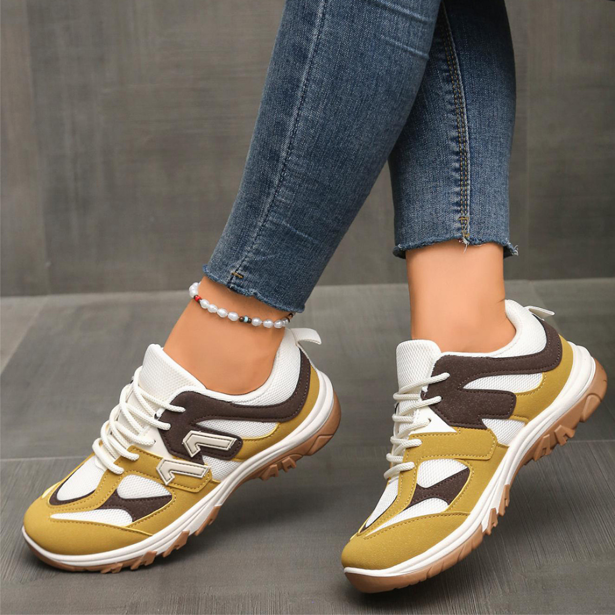 Chaussures de randonnée antidé - Women'S Yellow Fashion Sneakers avis et prix